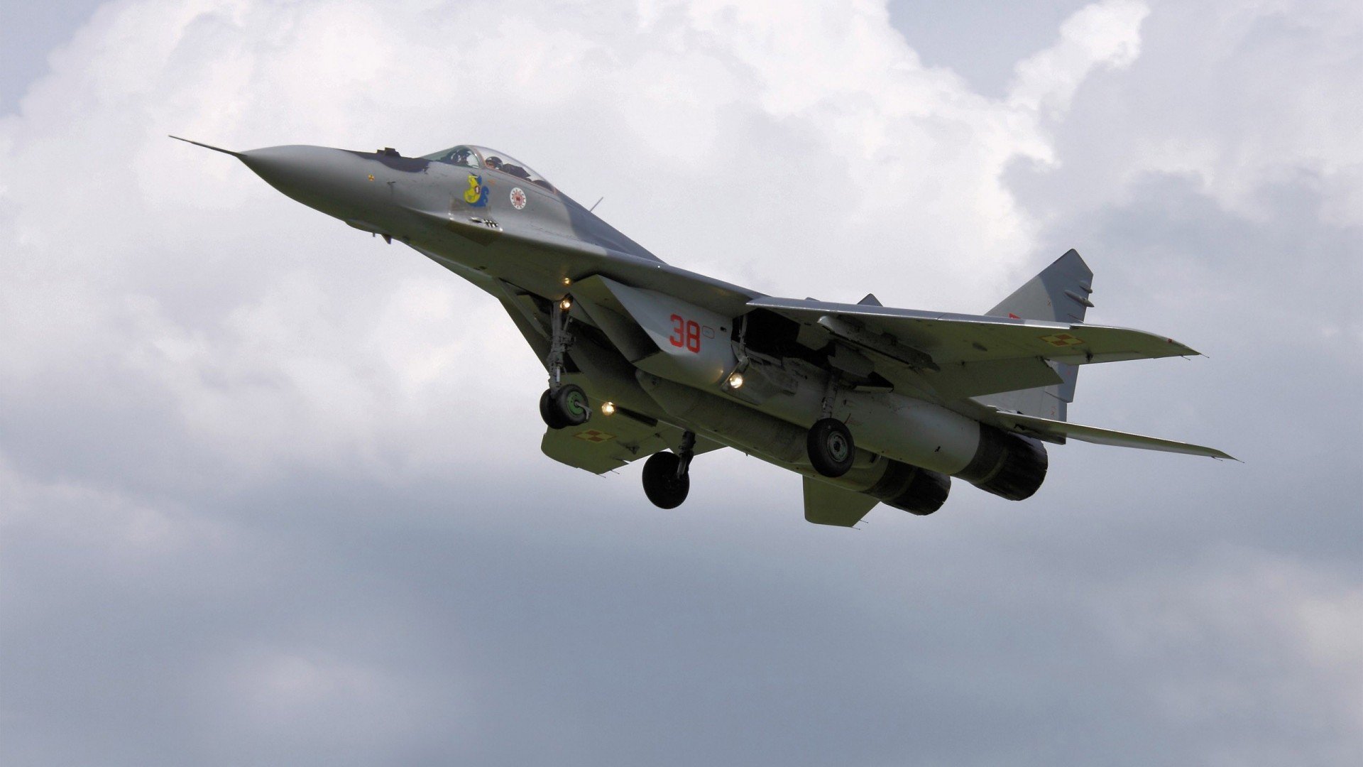 皇马阵容轮换获胜,卡瓦哈尔突围得手,皇马卡瓦哈尔受伤