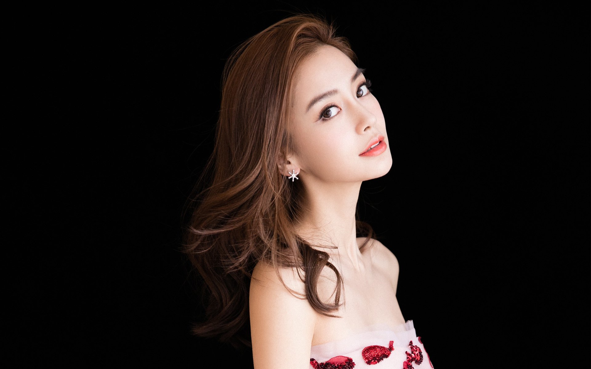 爱游戏综合娱乐-骑士队球员集体感冒！战力受损！，骑士队的球星