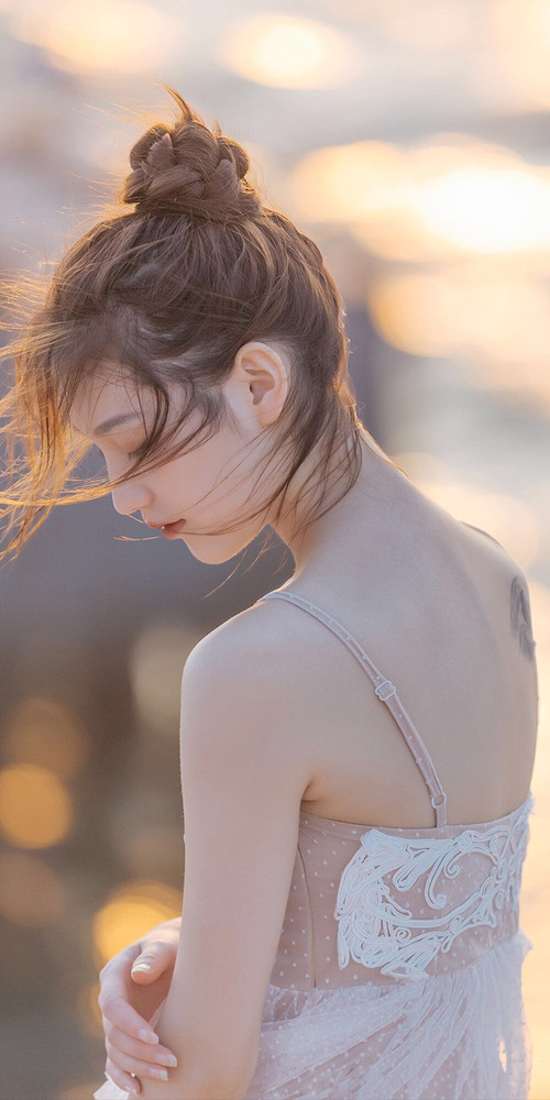 万米长跑决赛,莫桑比克选手突围夺金