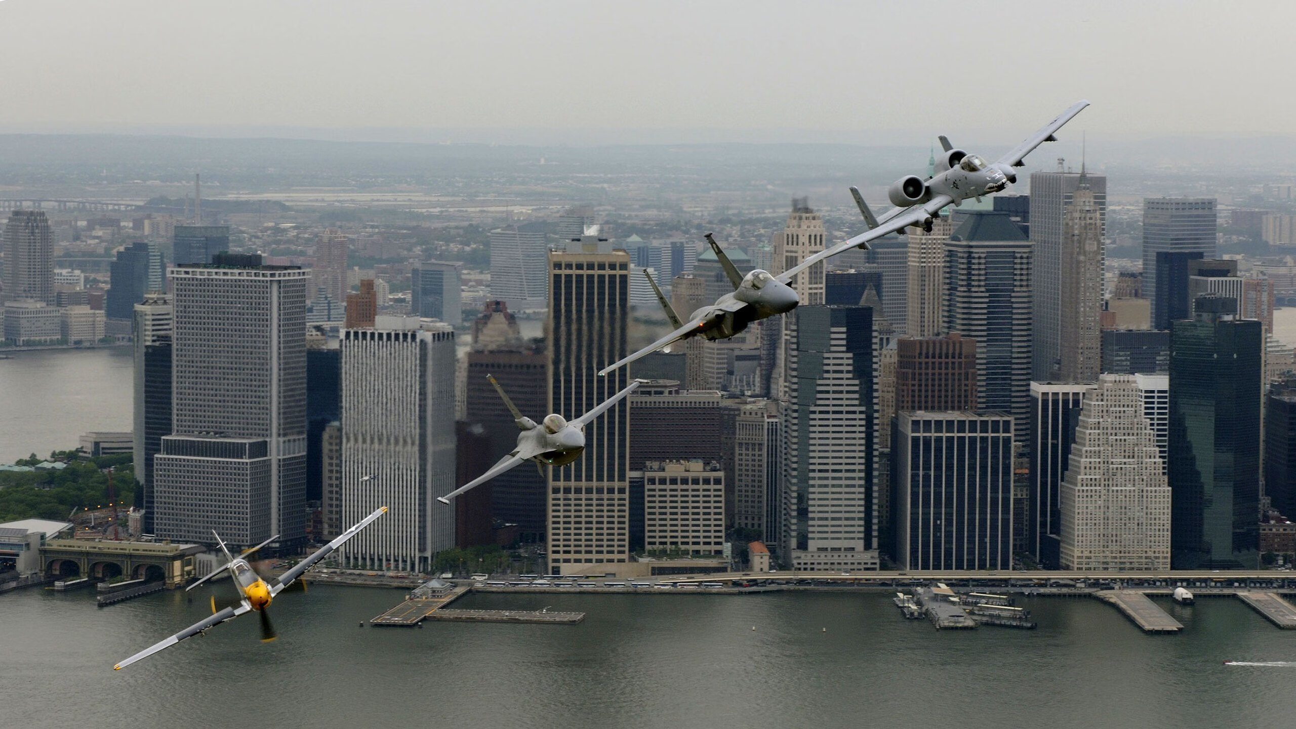 中国足球国家队调整训练内容应对高强度对抗,中国足球队训练视频